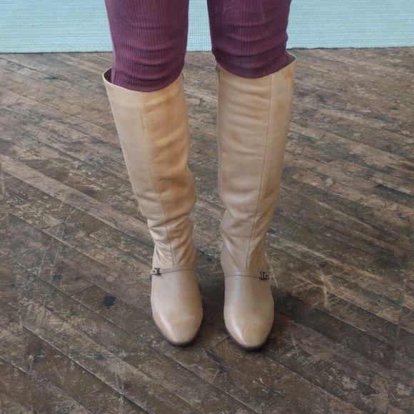 Knee high leather boots - Picture 4 of 4